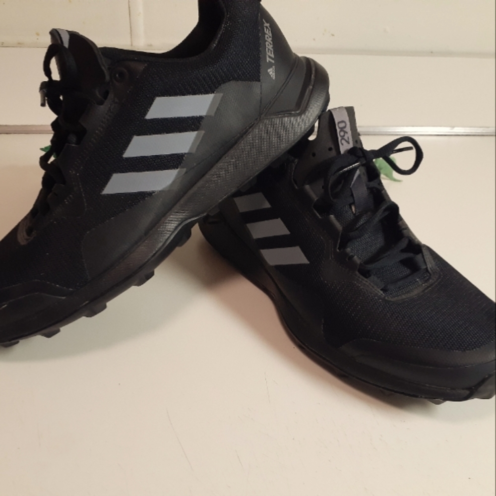 Adidas Terrex 290 Cross Training Shoes- Size 11- Band New- No Insoles